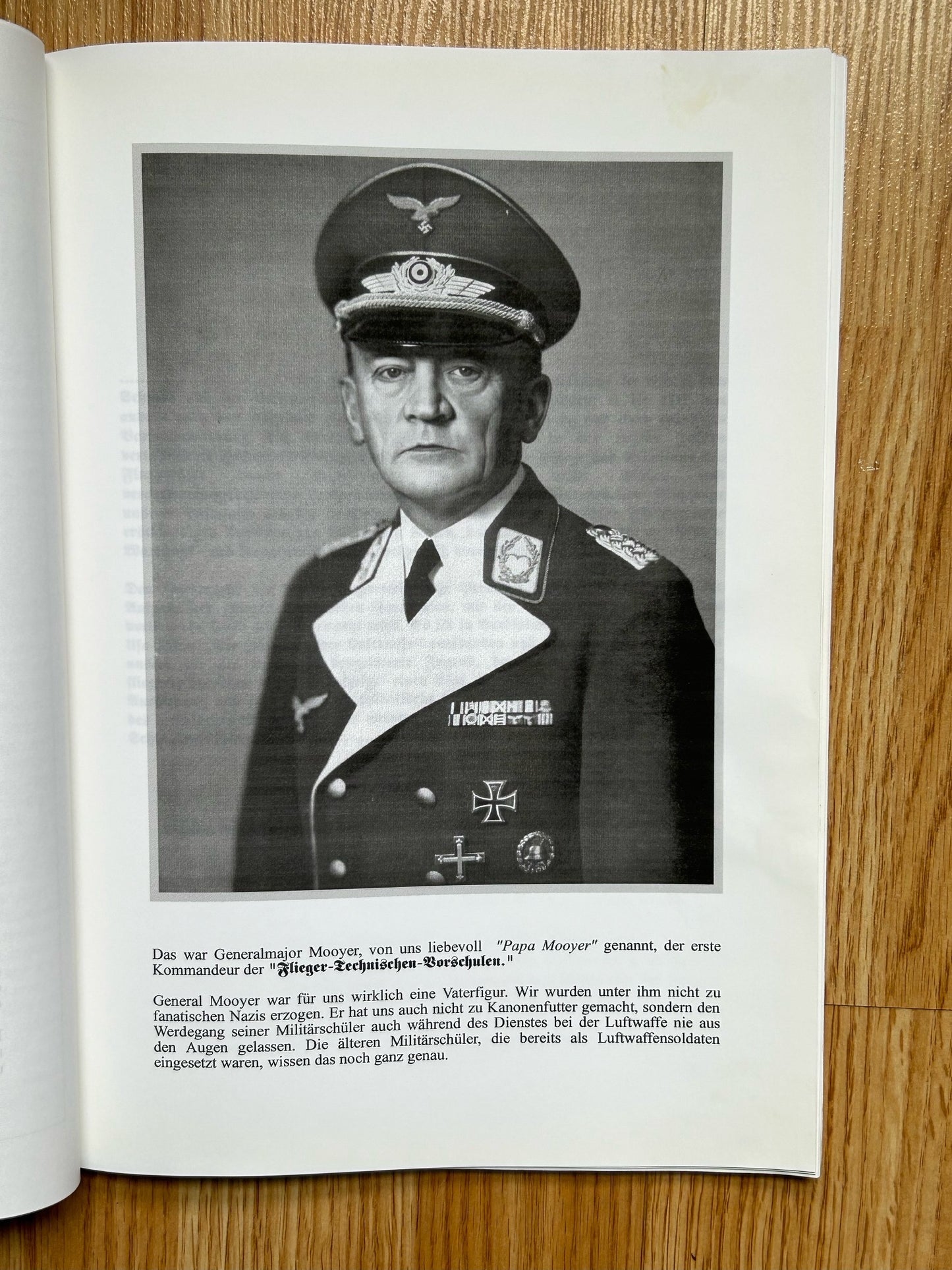 Luftwaffe Flieger technische Vorschule Suhl - commemorative grouping