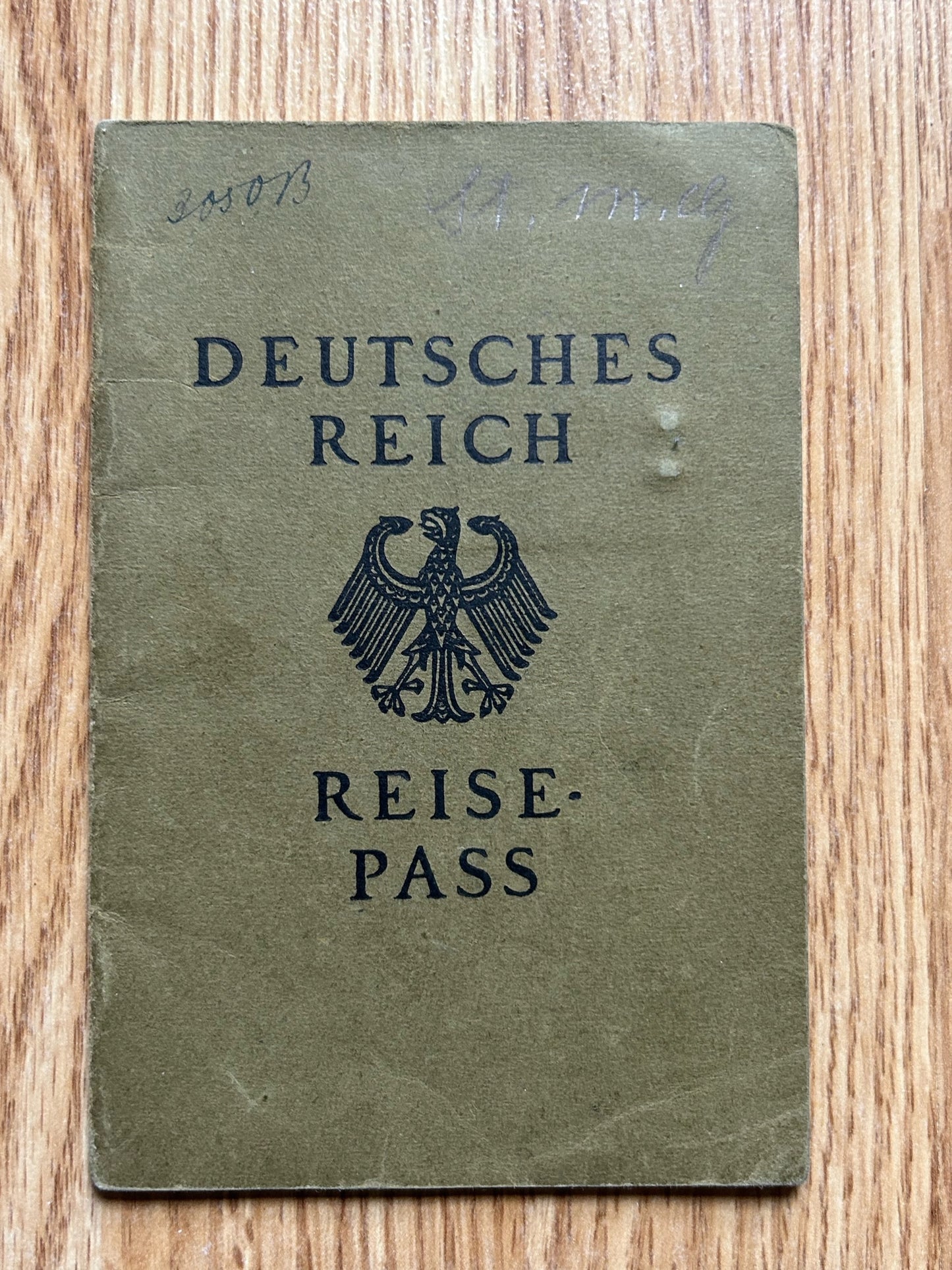 Passport / Reisepass group - Couple, KIA soldier and war widow