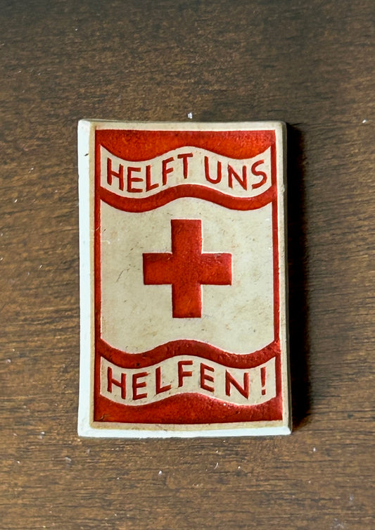 DRK 1935 “Helft uns helfen!” badge