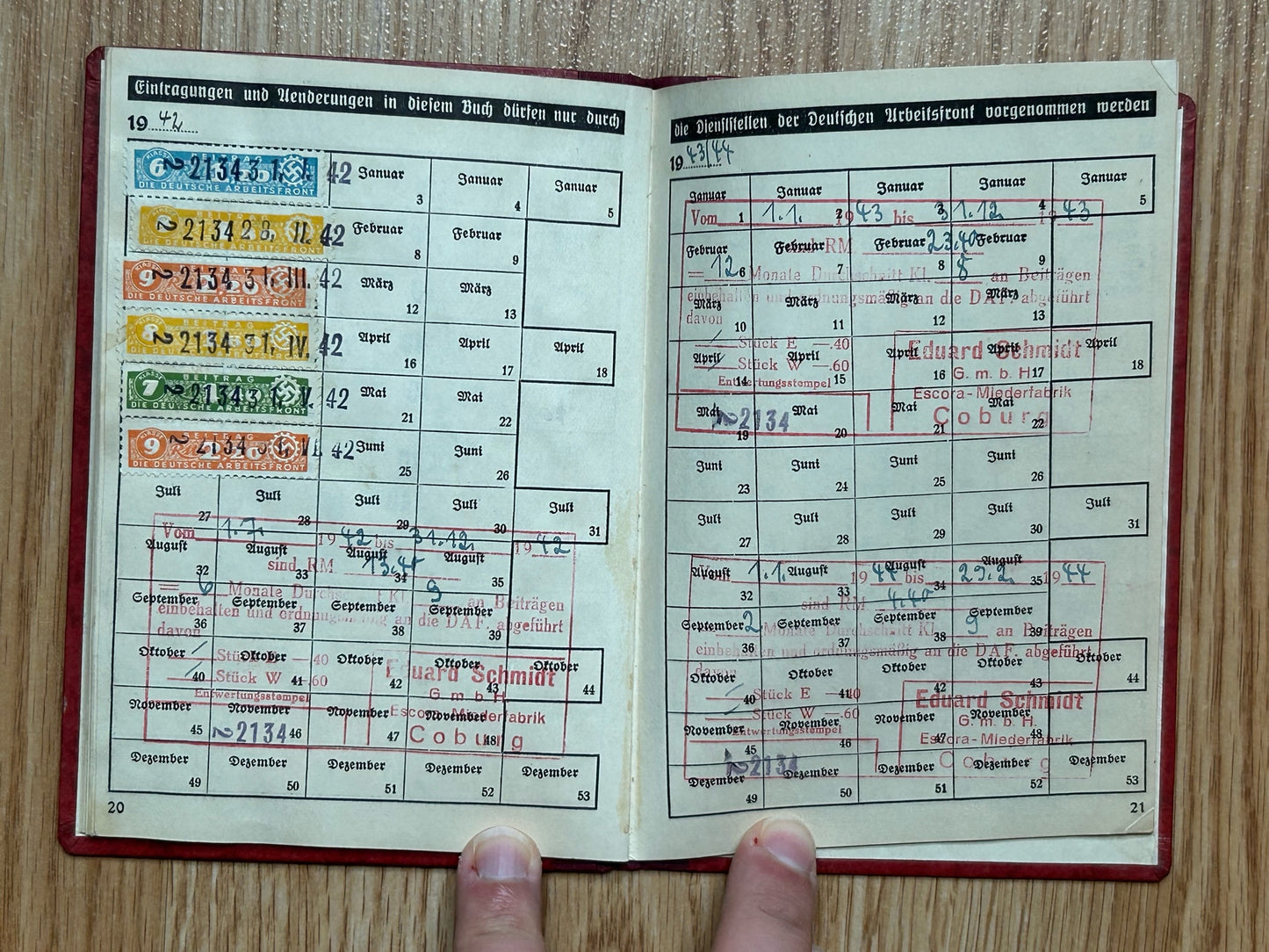 DAF membership booklet, contribution stamps 1935 - 1945
