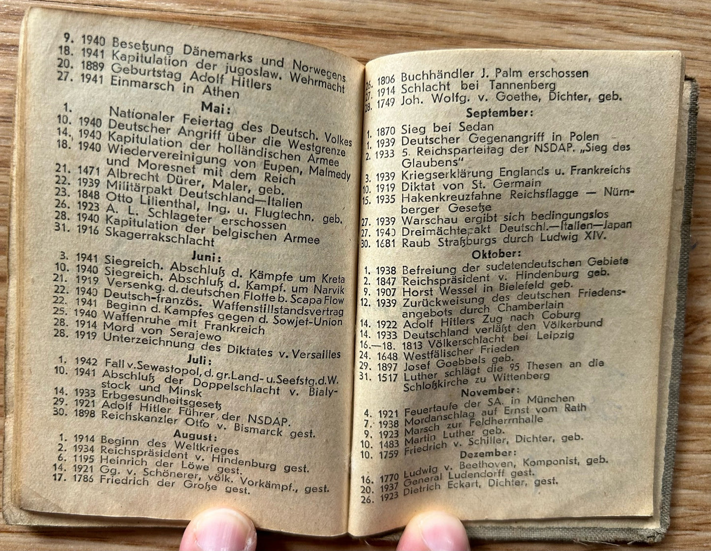 1944 German pocket calendar