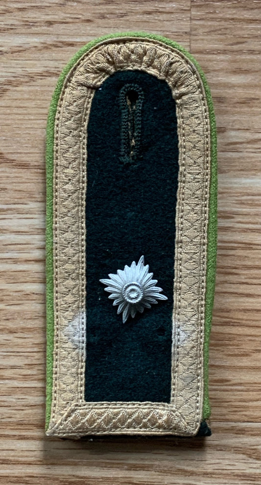 Heer shoulder strap - Panzergrenadier sergeant