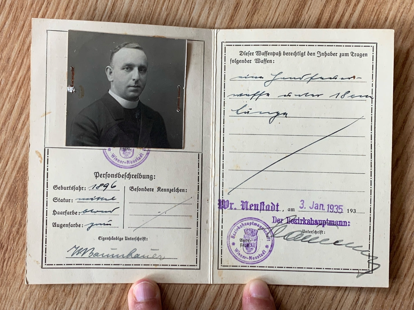 Austrian 1935 Waffenpass / Gun license
