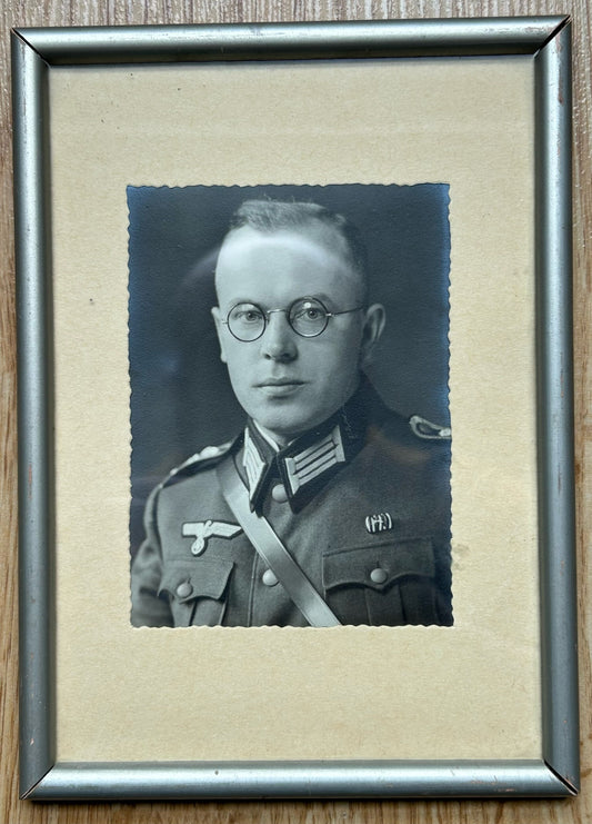 Framed photo - Heer officer