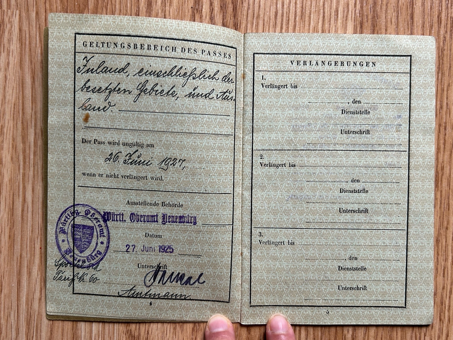 Passport / Reisepass group - Couple, KIA soldier and war widow