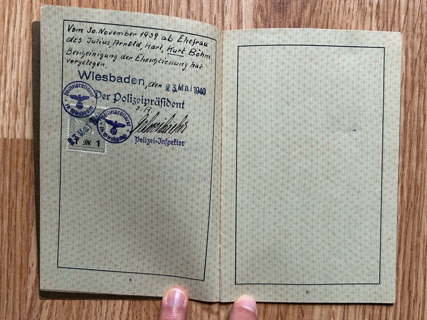 Passport / Reisepass group - Couple, KIA soldier and war widow