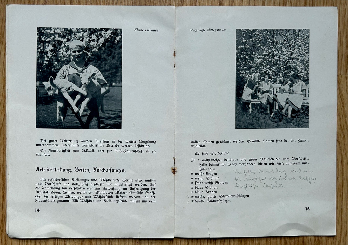Landfrauenschule Malchow - Agricultural workers booklet