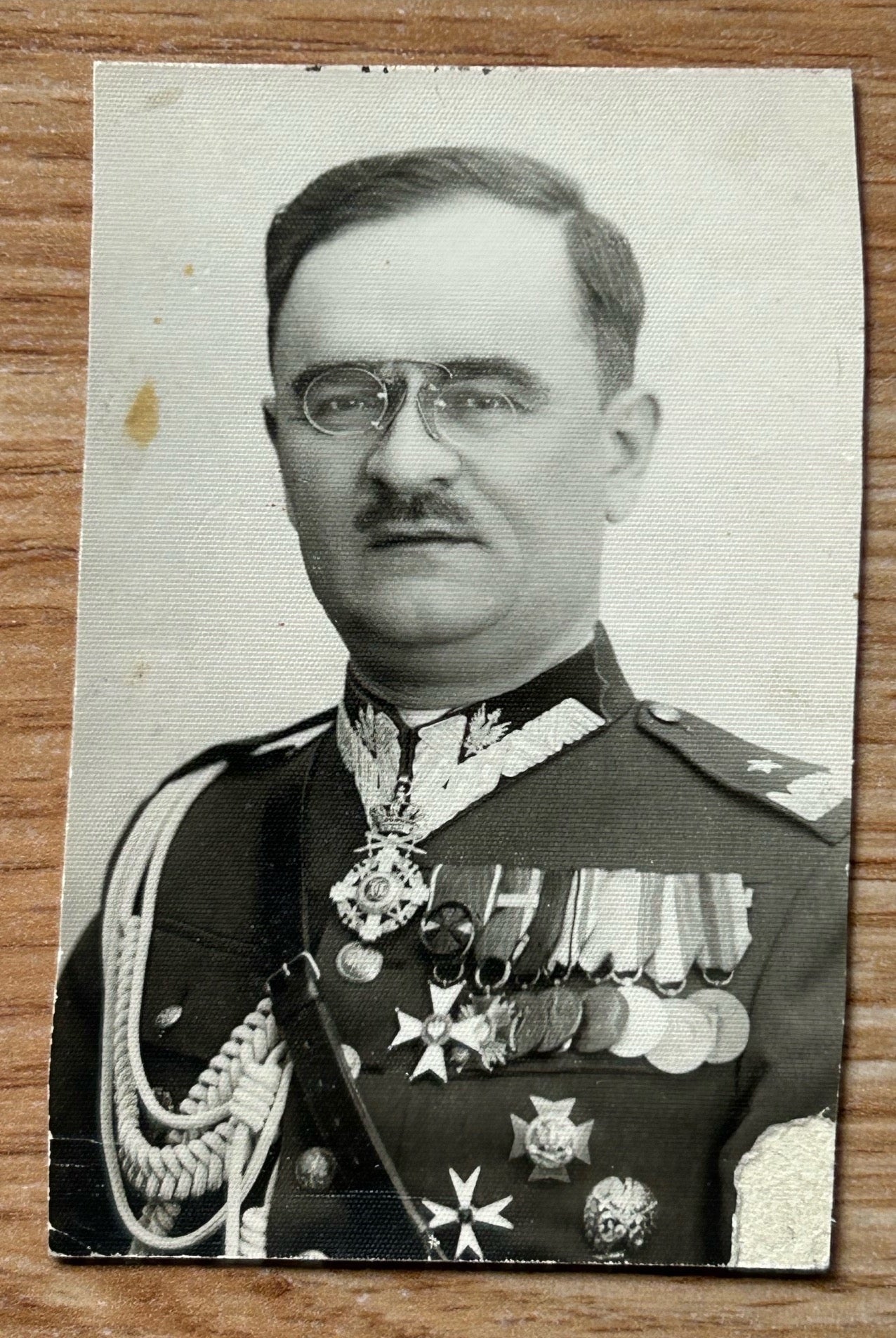 5 WW2 photos of Polish General in German captivity