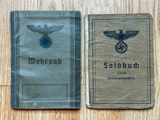 Soldbuch and Wehrpass group - Paymaster, medical units