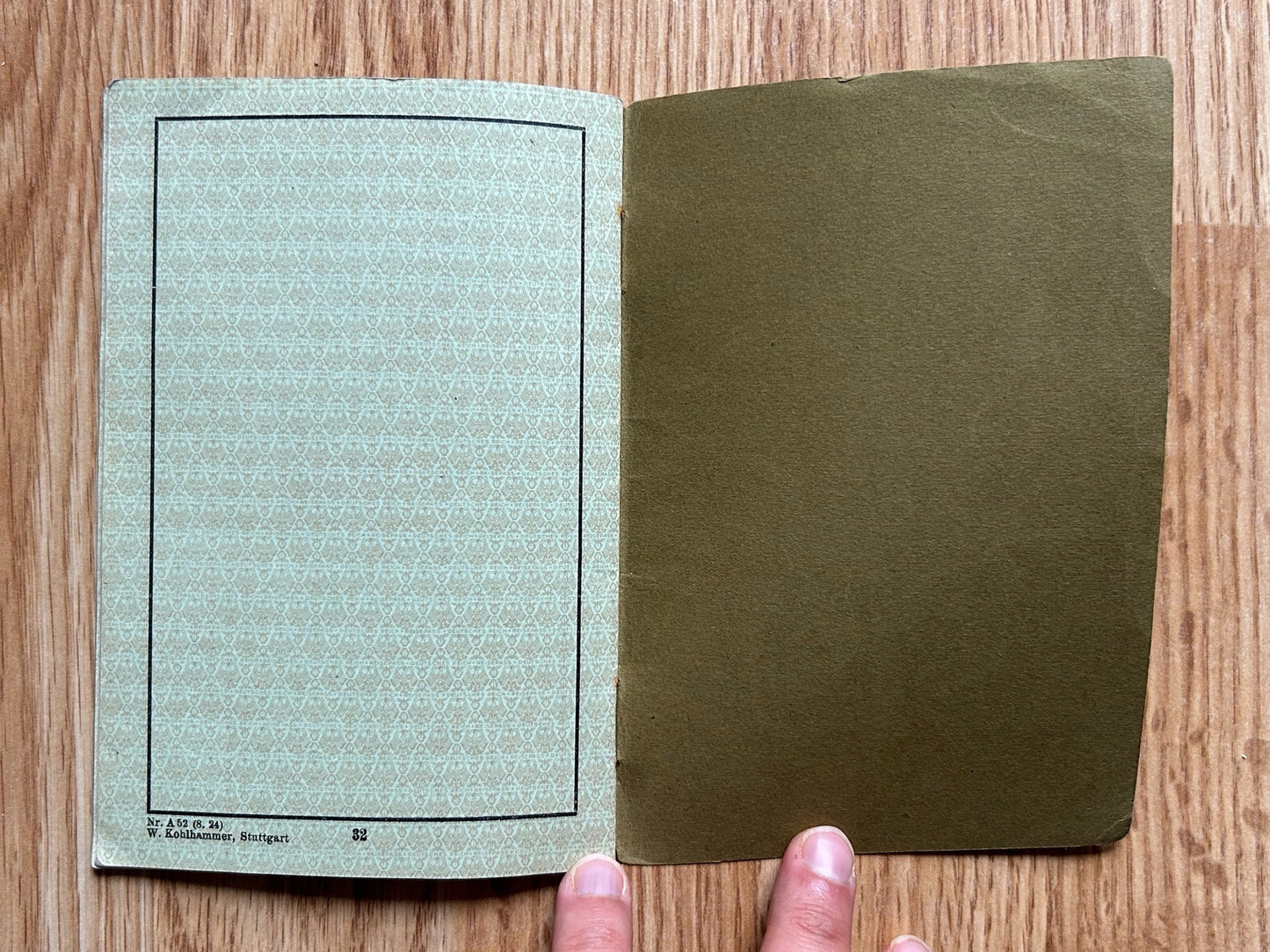 Passport / Reisepass group - Couple, KIA soldier and war widow