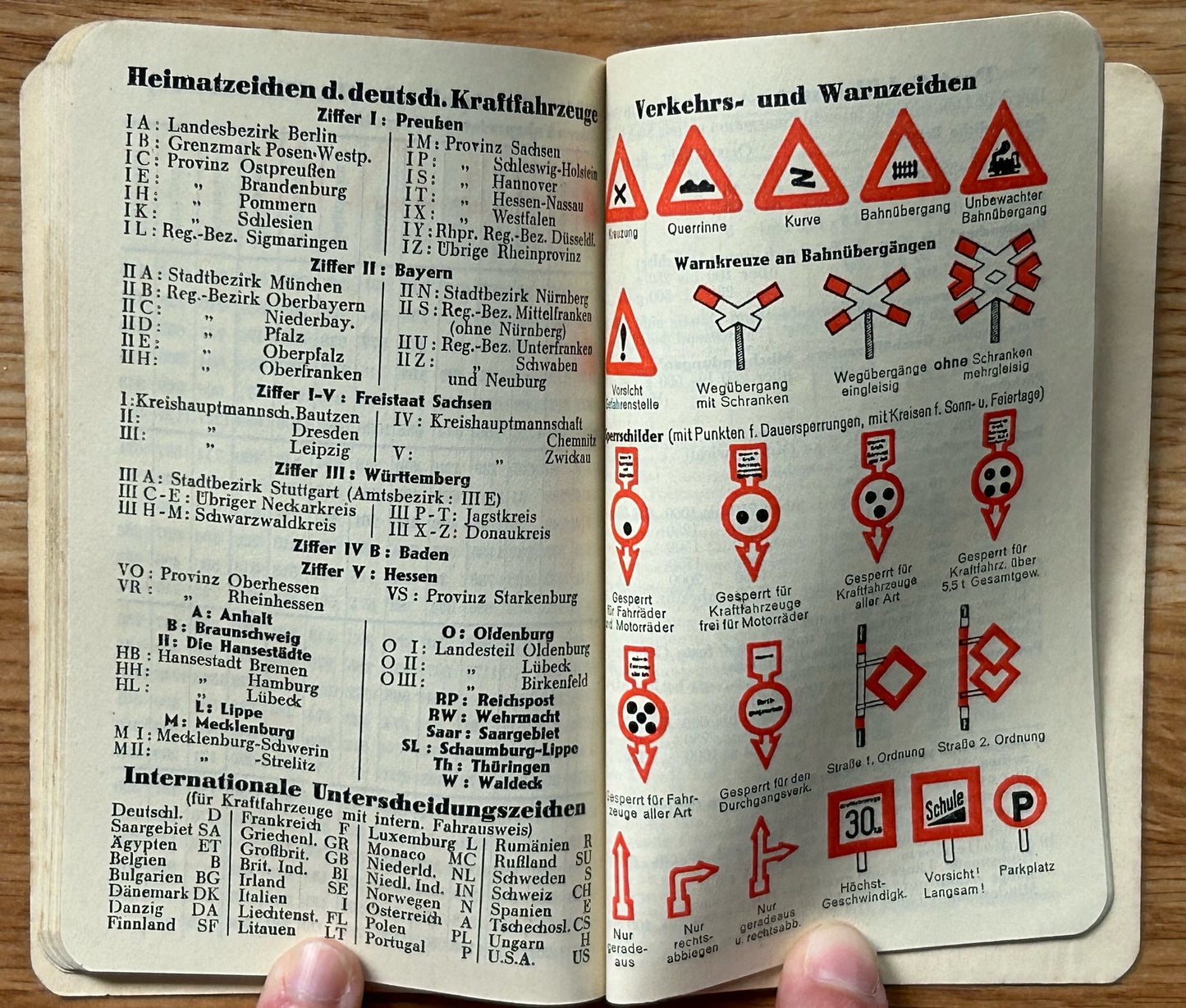 1935 German pocket calendar / notebook