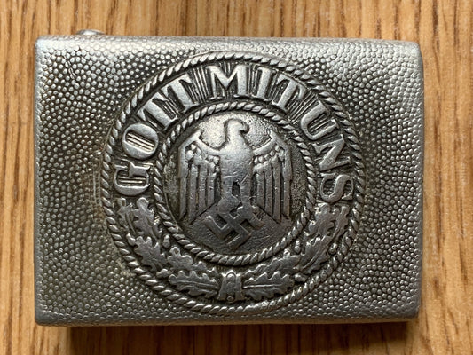 Heer belt buckle - maker marked