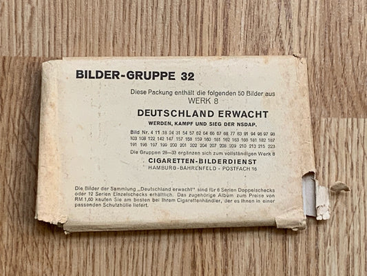 Package of German cigarette cards - Deutschland Erwacht 1935, gruppe 32