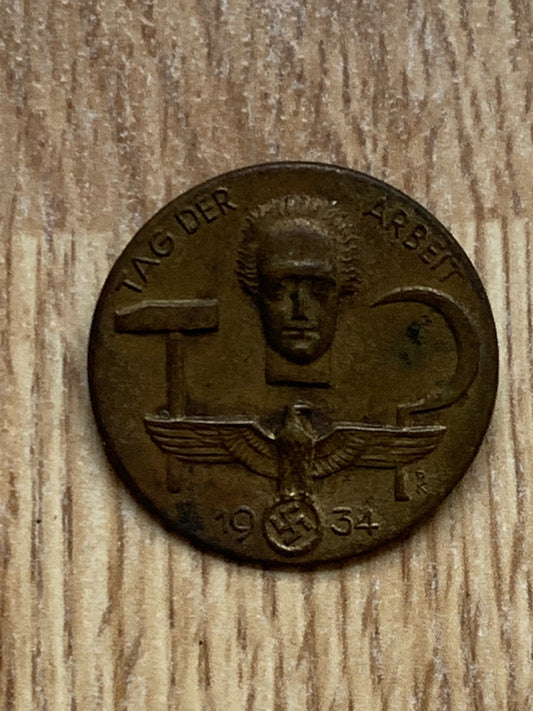 Tag der Arbeit 1934 German tinnie