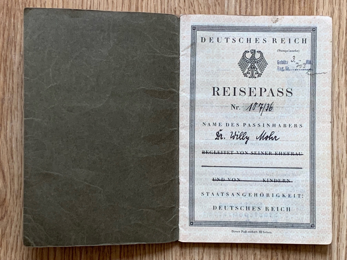 Passport / Reisepass - Medical doctor, Paris Exposition visit