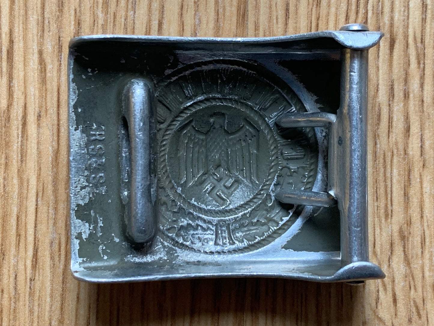 Heer belt buckle - maker marked