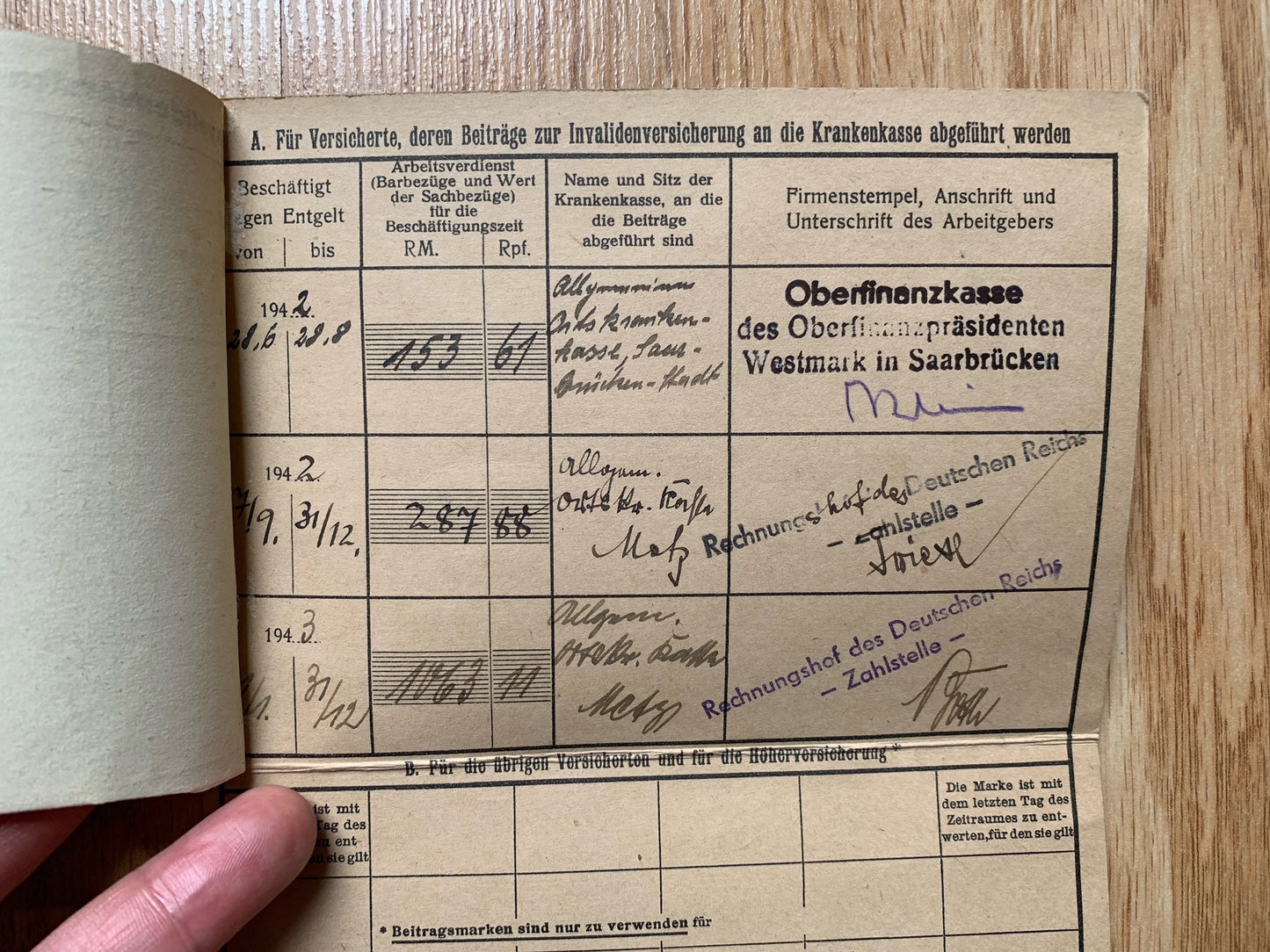 Arbeitsbuch and document grouping - same family