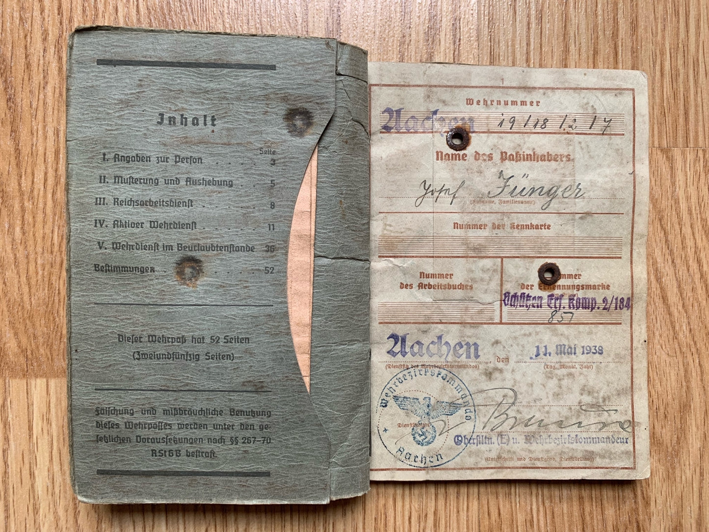 Wehrpass - Infantryman, Leningrad combat, wounded