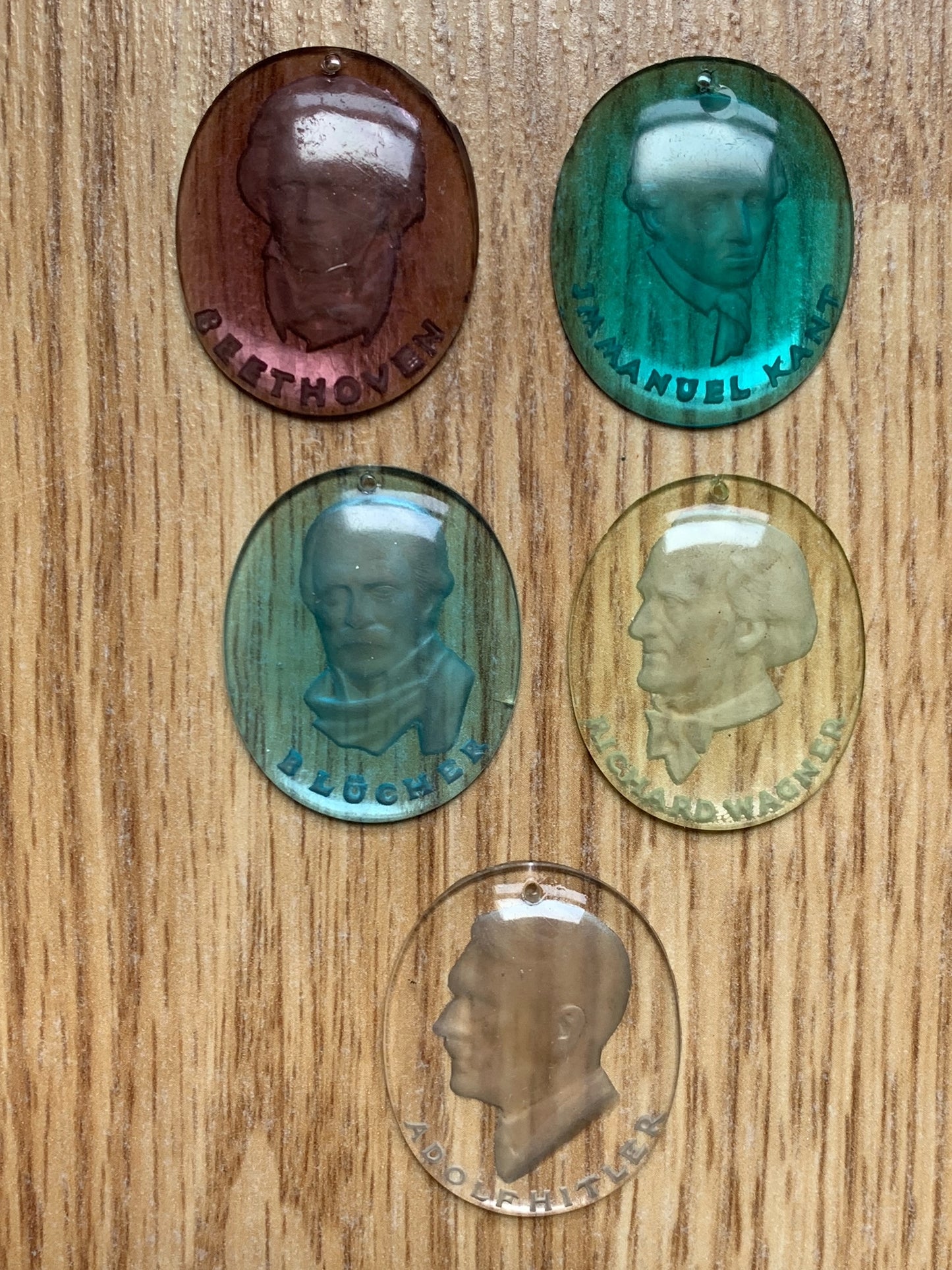 7 WHW glass tinnies - famous Germans