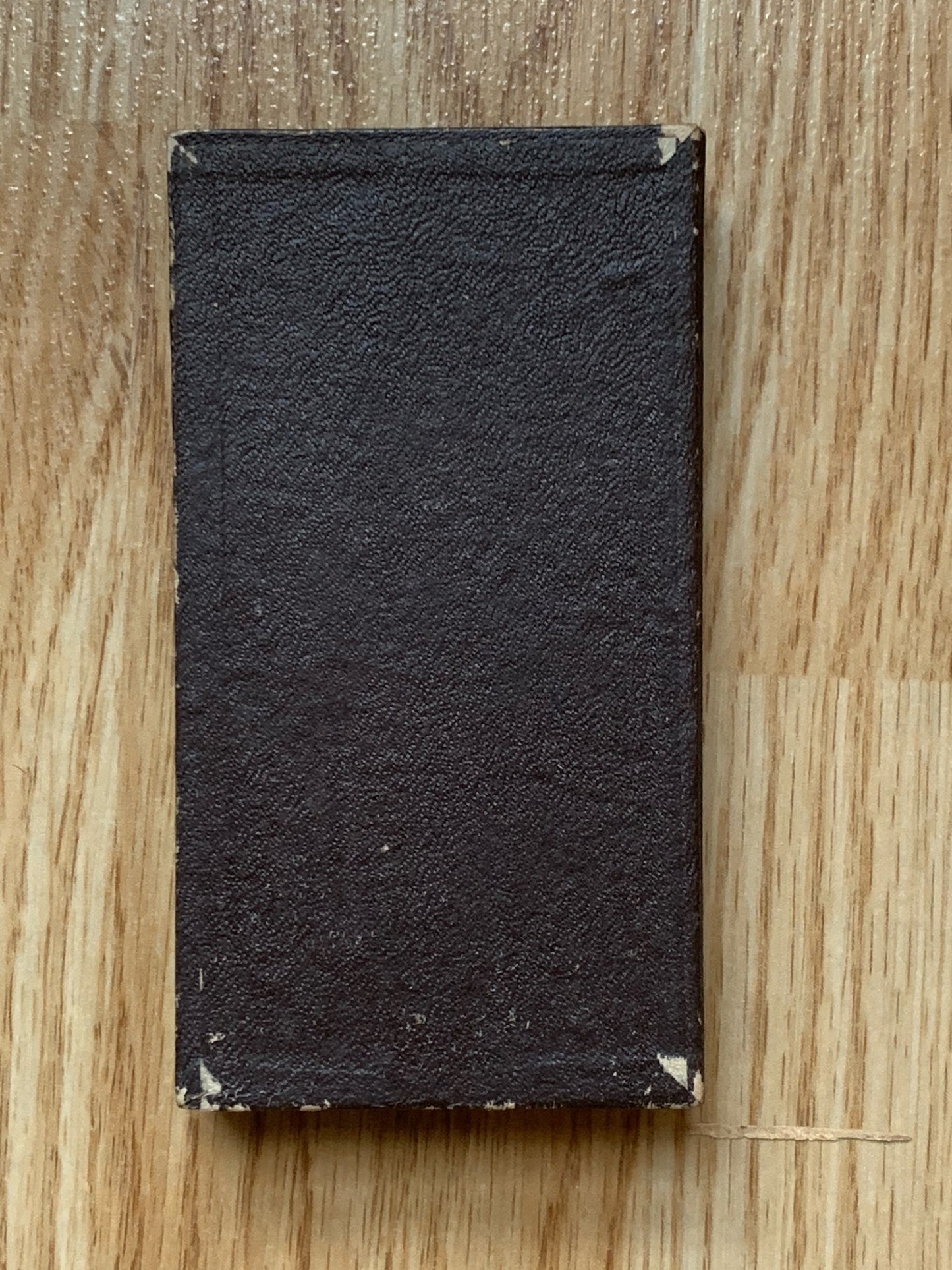 Cased Japanese 1937-45 China campaign medal