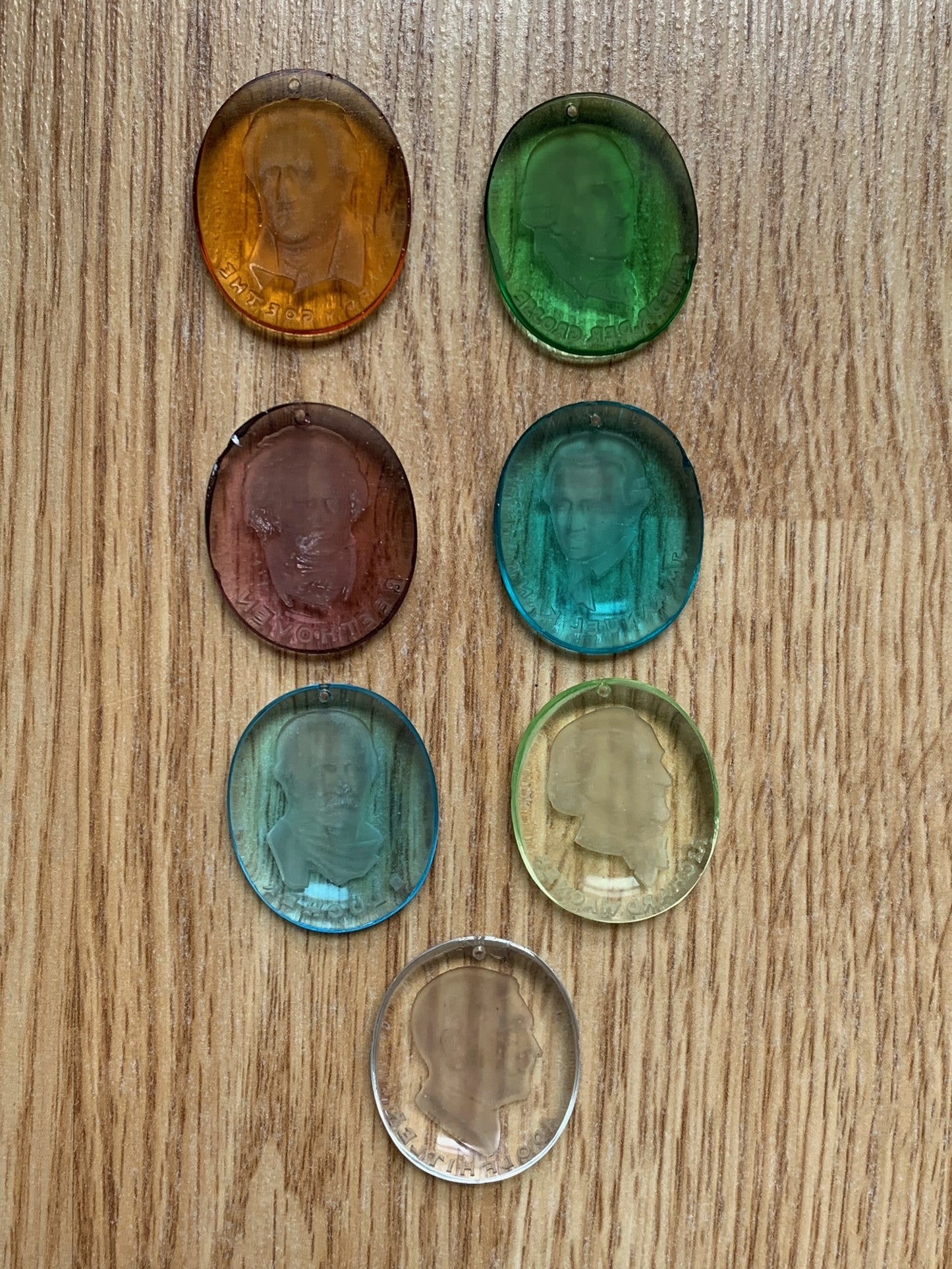 7 WHW glass tinnies - famous Germans