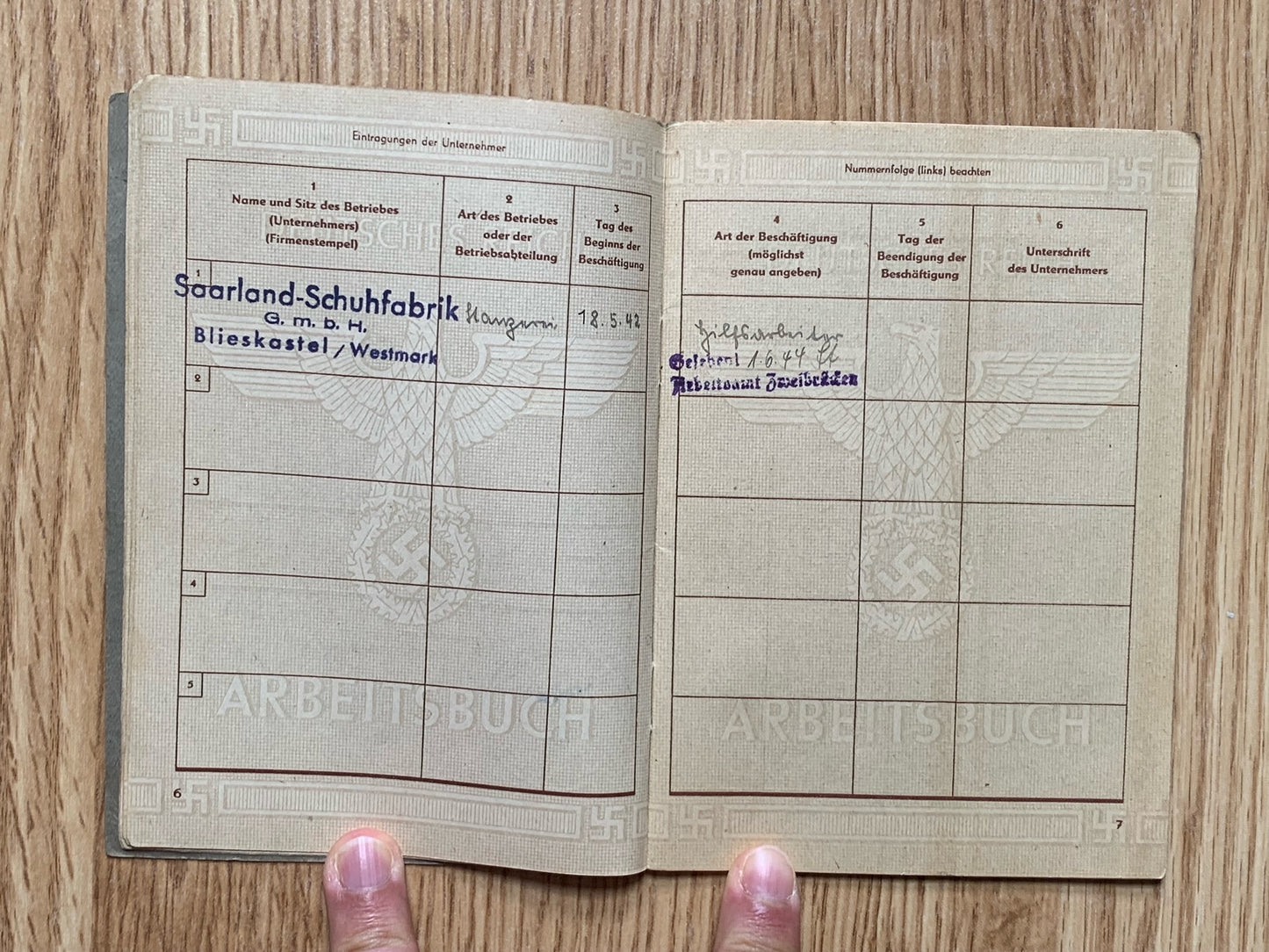 3rd edition Arbeitsbuch, late war - teenage factory worker
