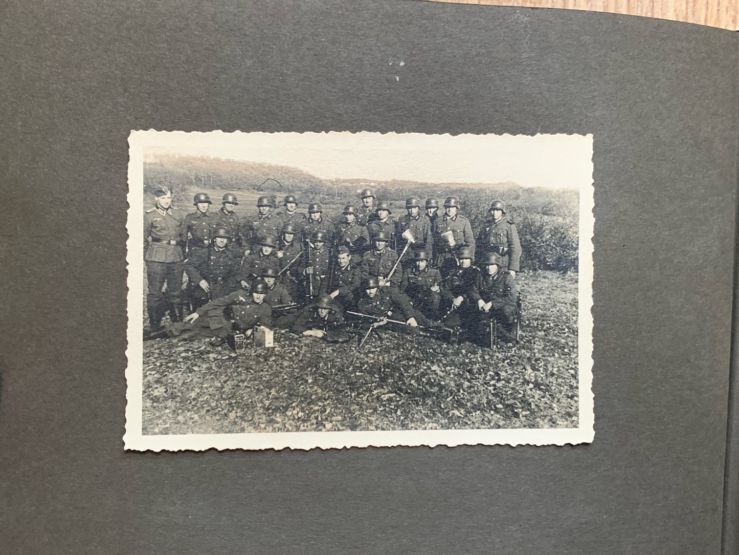 German WW2 photo album, Artillery / French 1940 campaign