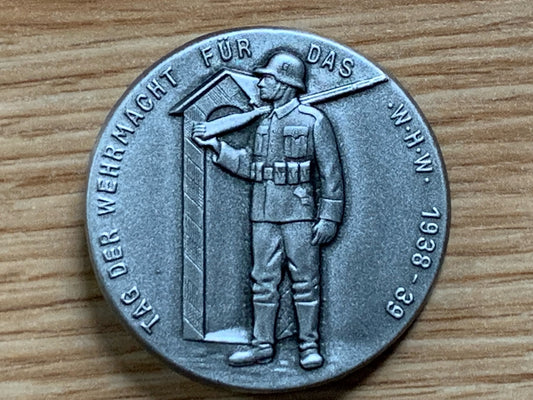 Tag der Wehrmacht fur das WHW 1939 tinnie