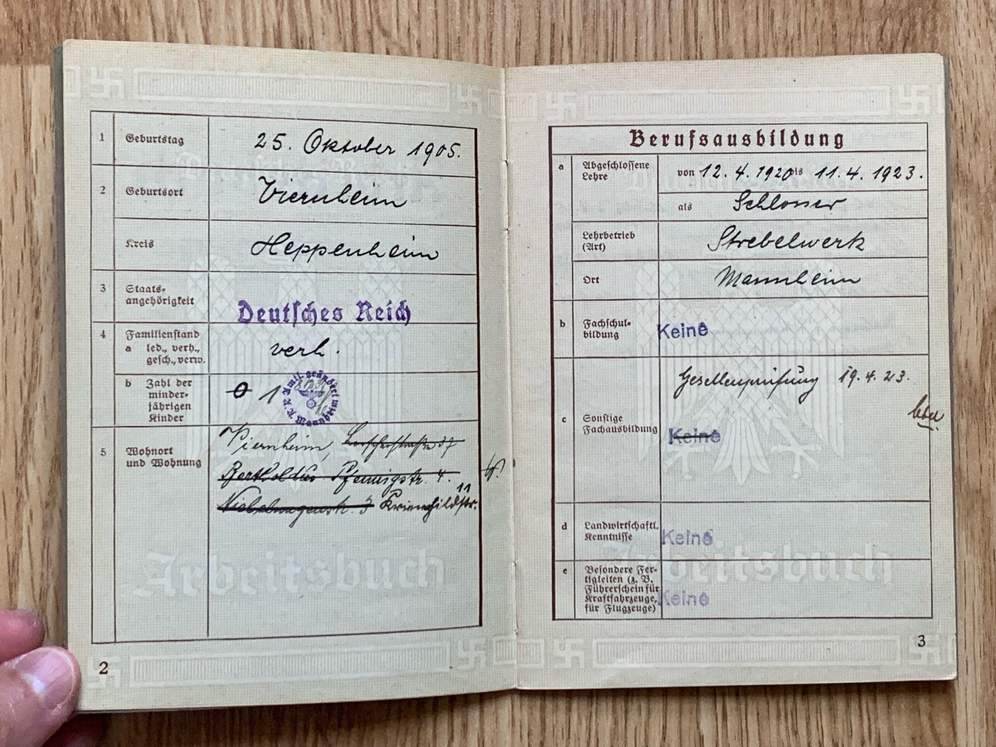 Arbeitsbuch - Metalworker, Wehrmacht and factories