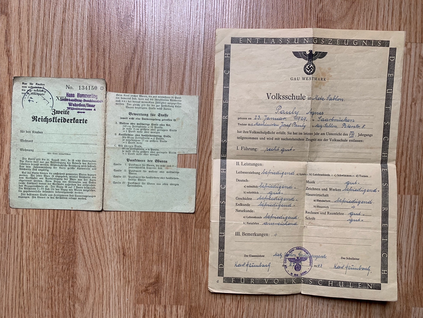 Arbeitsbuch and document grouping - same family