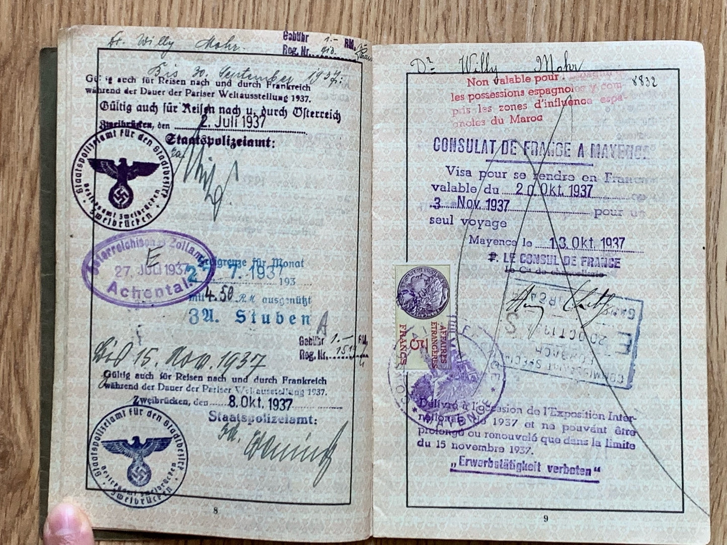 Passport / Reisepass - Medical doctor, Paris Exposition visit