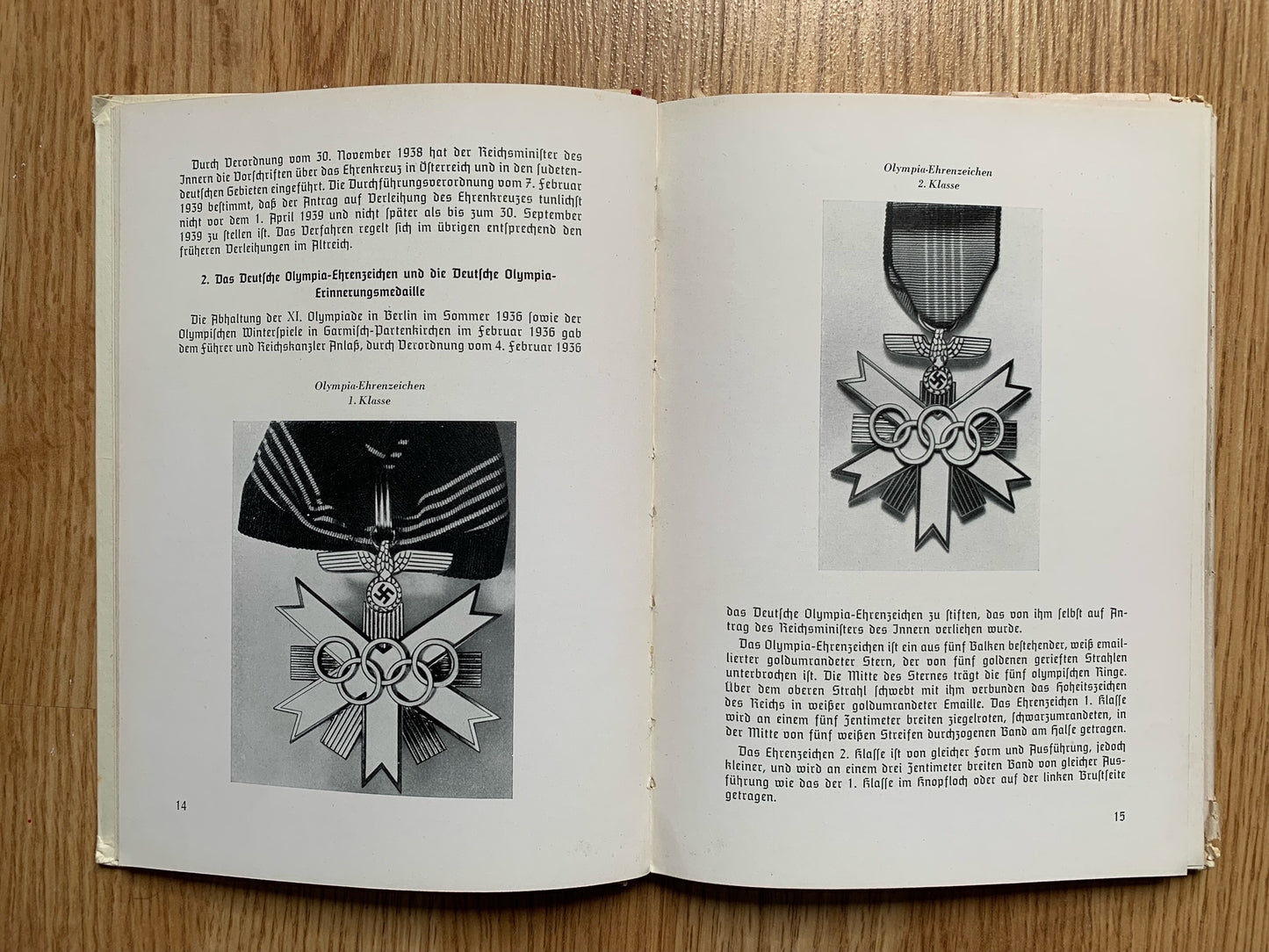 Orden und Ehrenzeichen im Dritten Reich - 1st edition 1939 German reference book