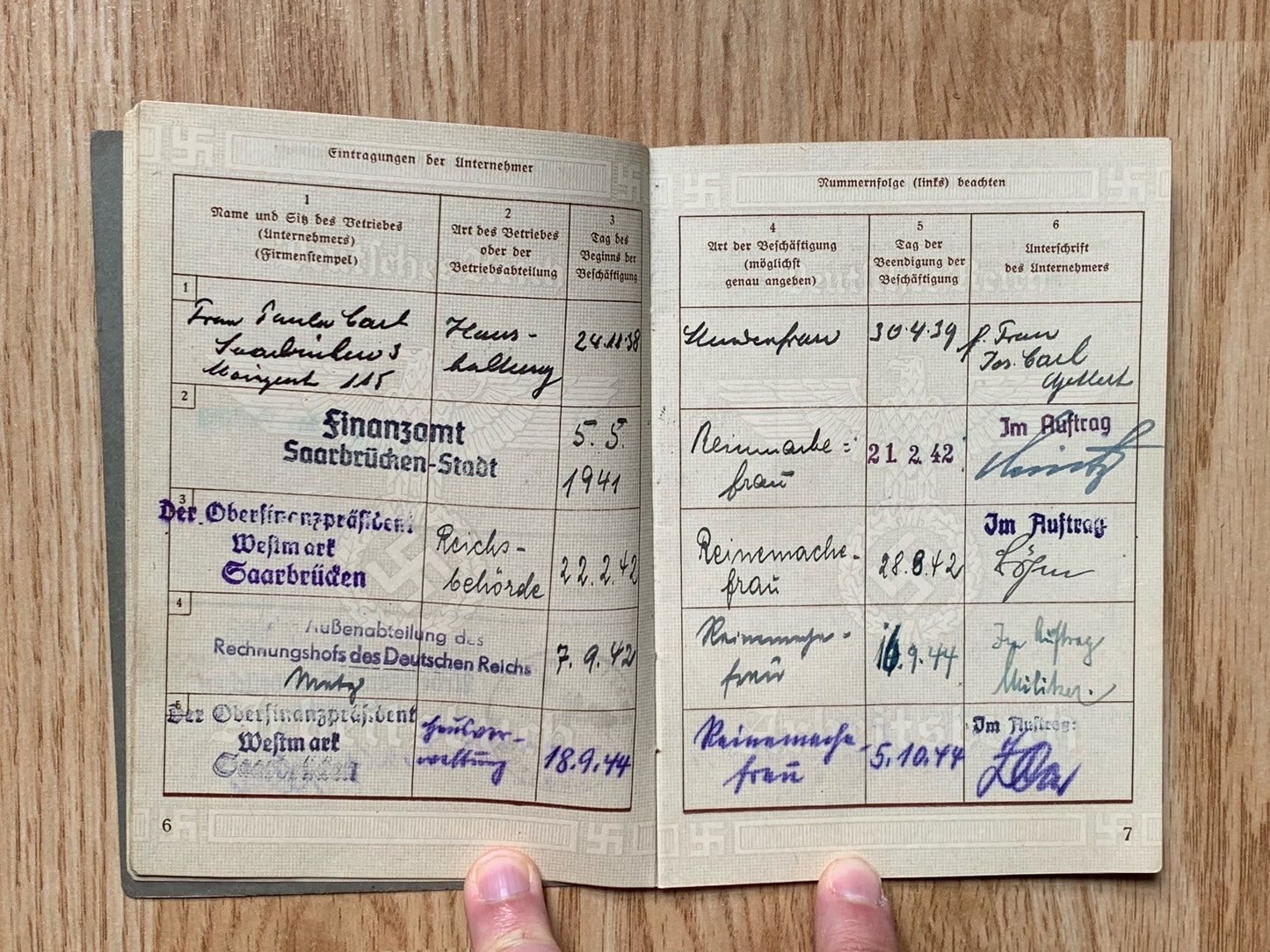 Arbeitsbuch and document grouping - same family