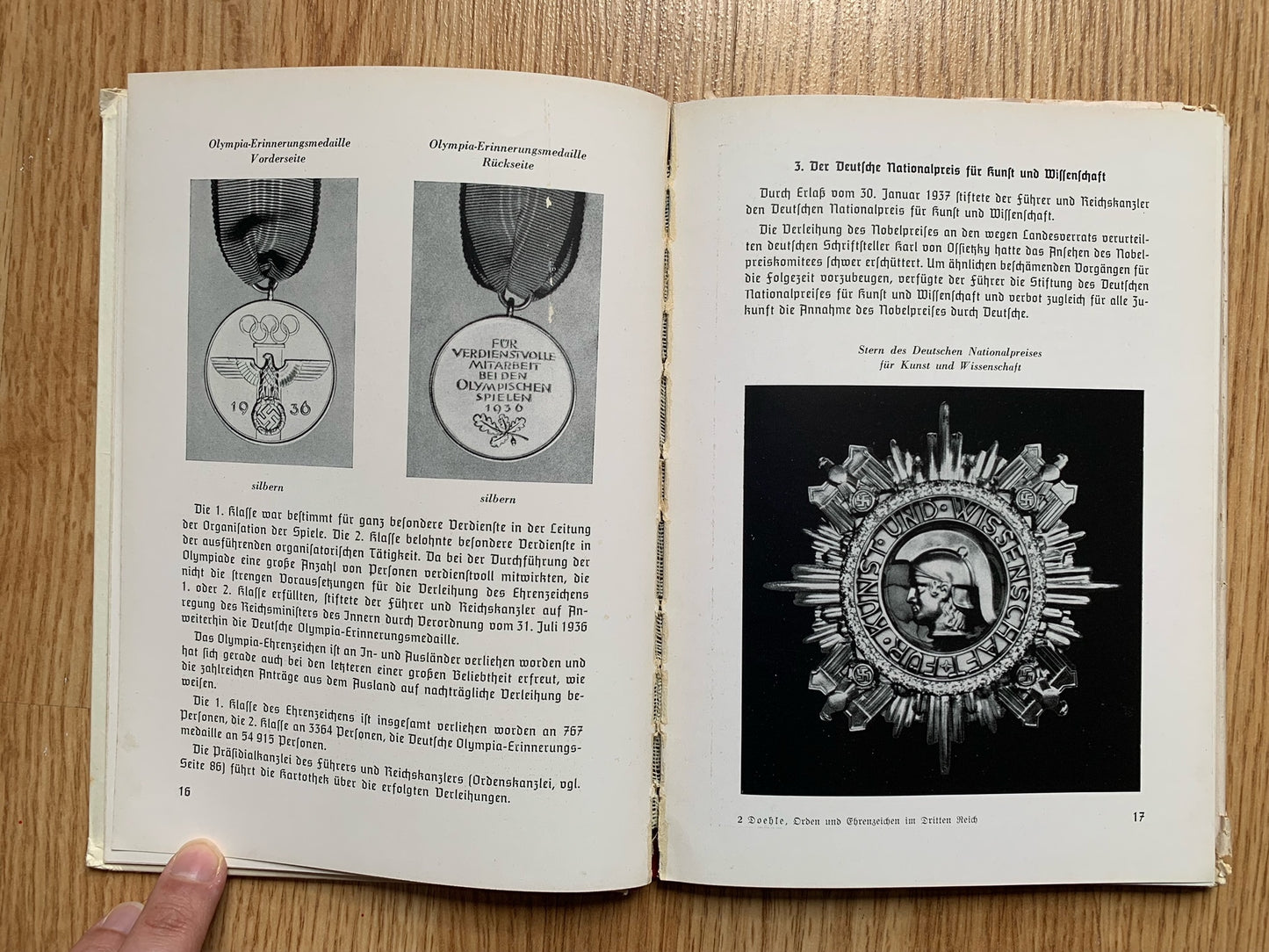Orden und Ehrenzeichen im Dritten Reich - 1st edition 1939 German reference book
