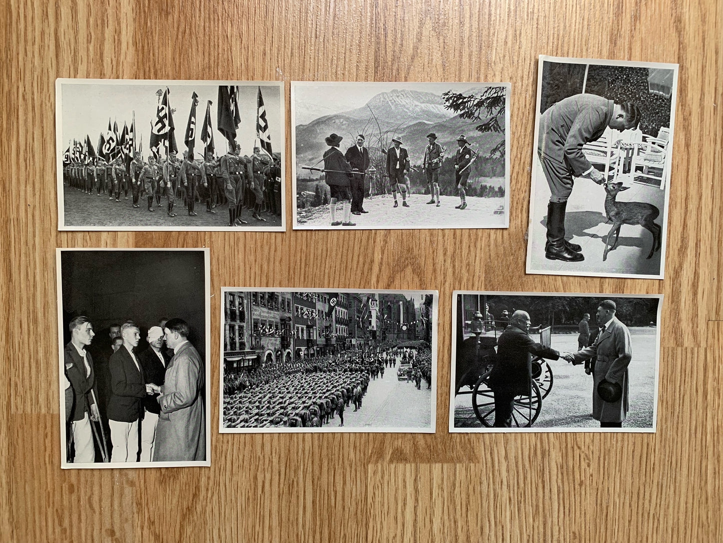 Package of German cigarette cards - Deutschland Erwacht 1935, gruppe 32