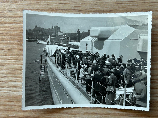 Unpublished photo of Goebbels with officers and SS - Cruiser Deutschland