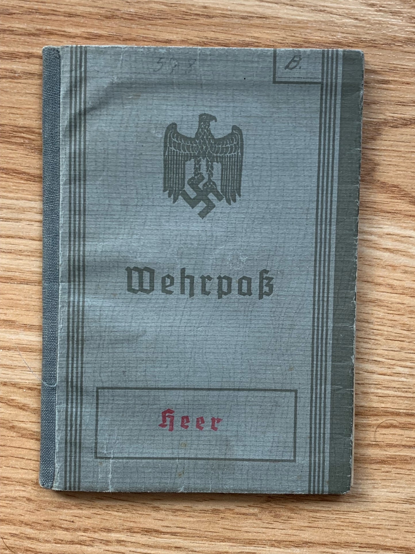Wehrpass - WW1 decorated veteran