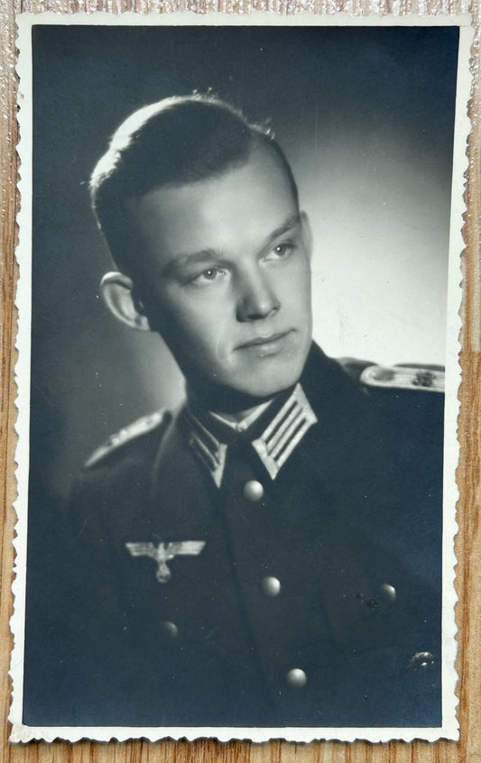 Photo postcard - Heer Lieutenant