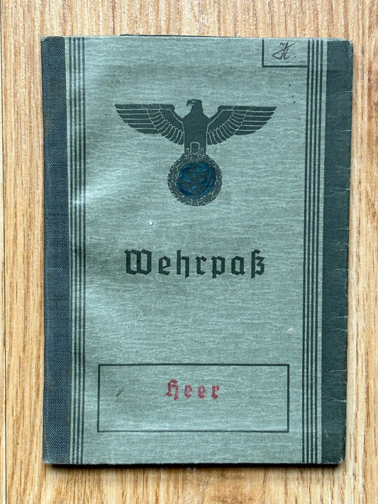 Wehrpass - Decorated WW1 veteran, Kassel