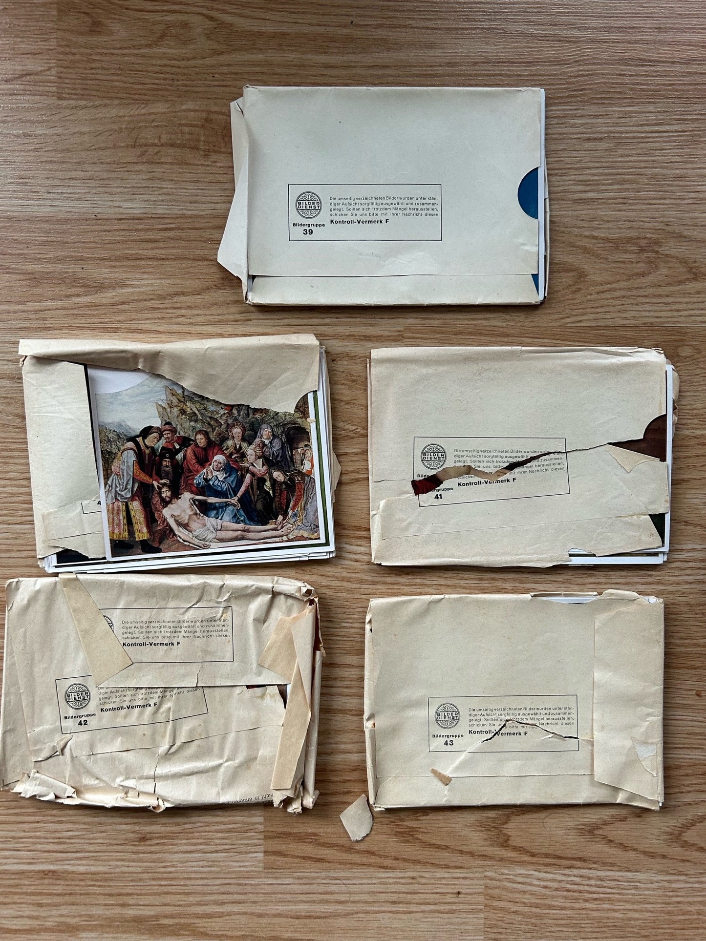 5 packages of Cigarette Cards - Die Malerei der Renaissance series