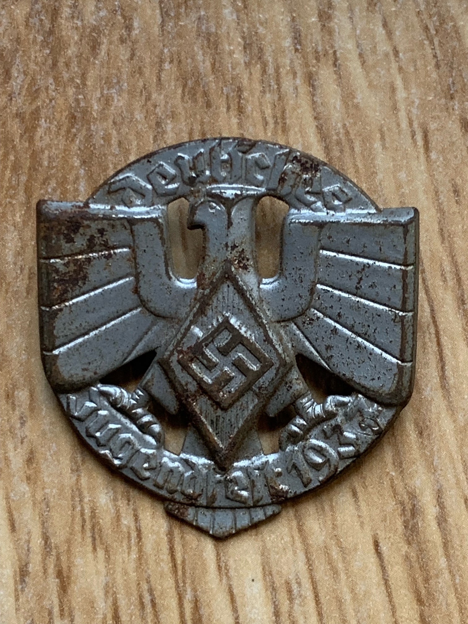 1937 Deutsches Jugendfest badge – ABmilitaria